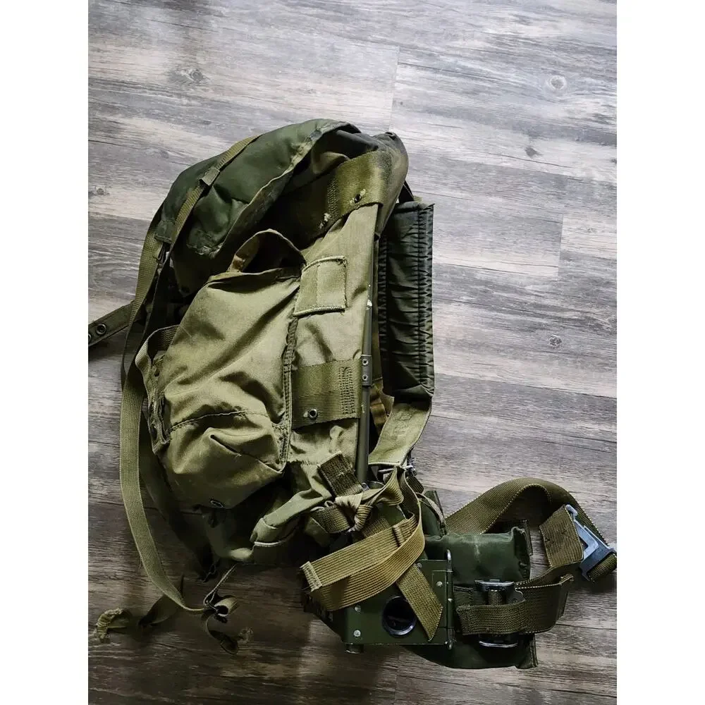 Vintage US Army Field Pack Combat LC-1 Medium Alice Backpack Metal Frame & Strap